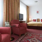 Cityhotel Amadeus Hotel