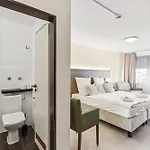 Cityhotel Amadeus 3*