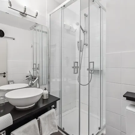 Cityhotel Amadeus Hotel