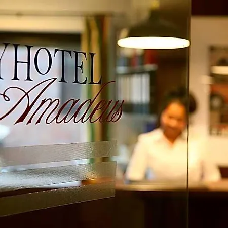 Cityhotel Amadeus Hotel 3*