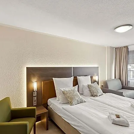 ホテル Cityhotel Amadeus 3*