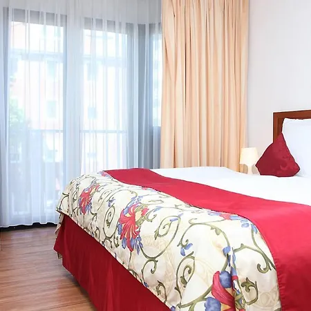 Hotell Cityhotel Amadeus 3*