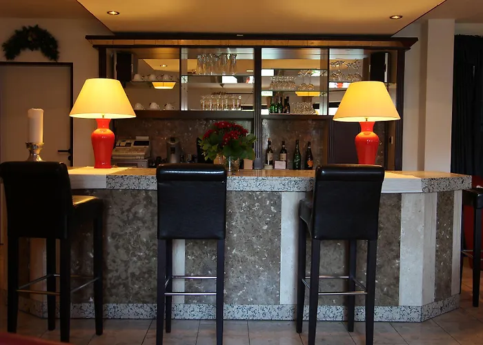 Cityhotel Amadeus فندق